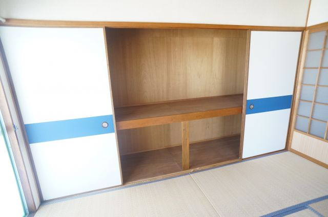 村上マンションの収納