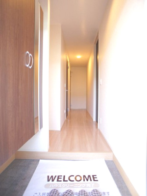 【玄関】 | アヴニール | たくさん収納できるシューズボックスが付いています♪