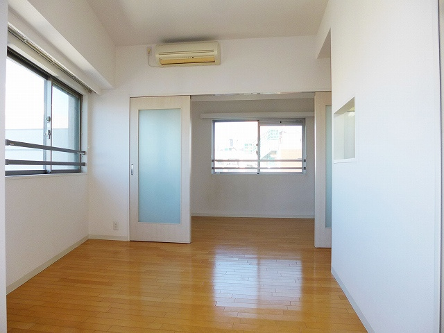 ParkAxis御徒町のバルコニー|パークアクシス御徒町のリビングです