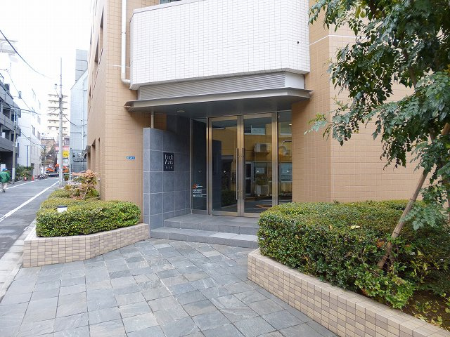 ParkAxis御徒町の設備|パークアクシス御徒町のエントランスです