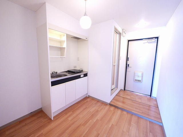 ブレスト北之庄Ⅴのキッチン|きれいなキッチンです