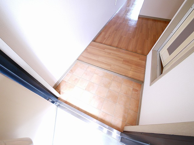 ブレスト北之庄Ⅴの玄関|シンプルで使いやすい玄関です