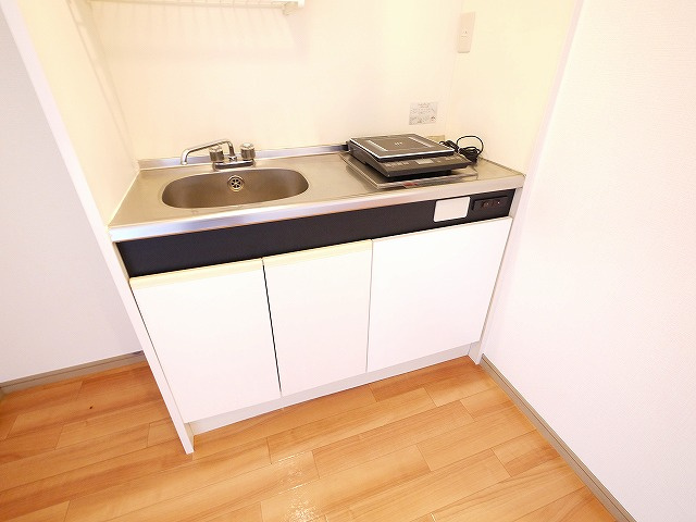 ブレスト北之庄Ⅴのキッチン|きれいなキッチンです