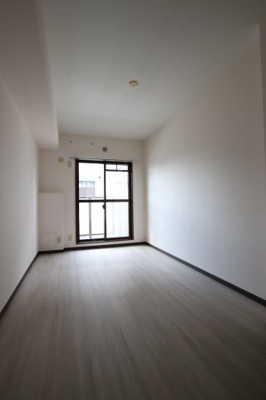 【寝室】 | オースター6番館