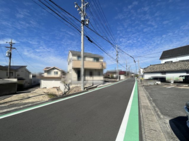 メゾンアソシエの周辺|接面道路