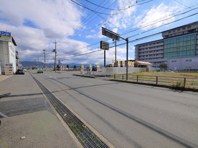 大安寺西3丁目店舗の周辺