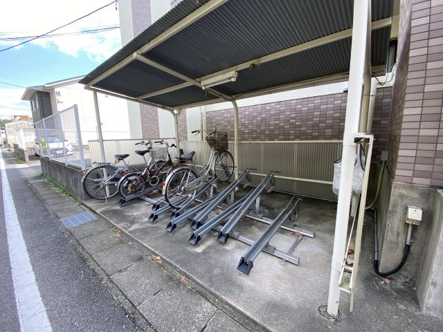 ガーデンホームズ高浜のその他共用部分|自転車置き場