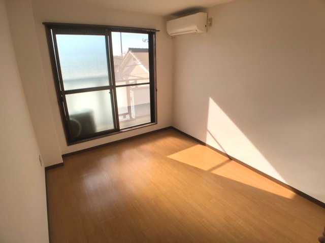 ヴァージャ小若江( 近畿大学 一人暮らし )の洋室