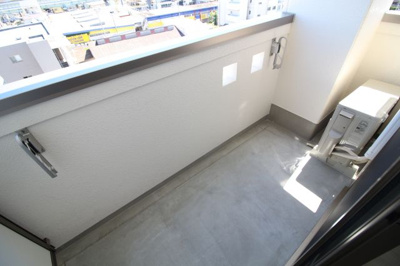 【バルコニー】 | ワコーレヴィータ鷹取駅前