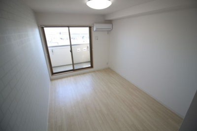 【居間・リビング】 | ワコーレヴィータ鷹取駅前