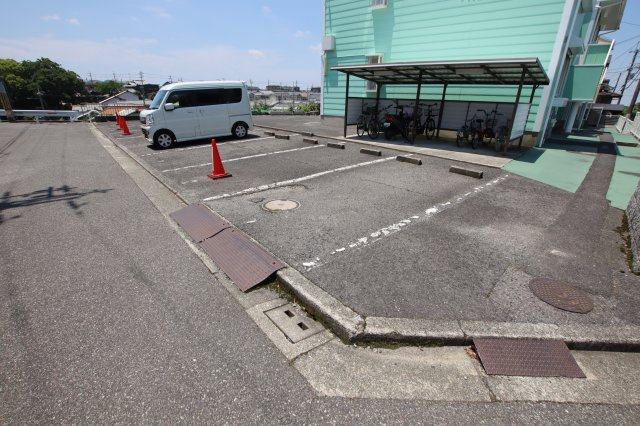 【駐車場】 | ハイユニメント秀栄