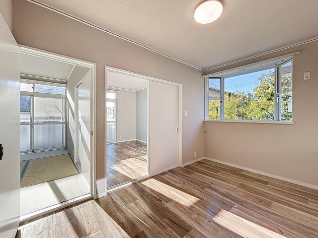 ソレイユ狭山の居間・リビング