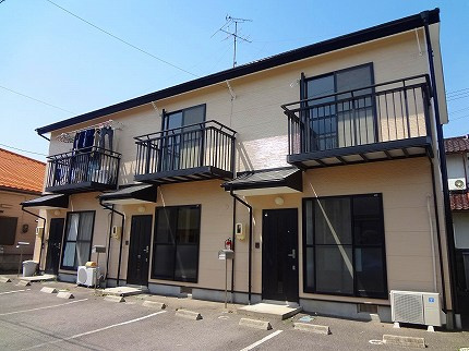 メゾウッド湯山の外観