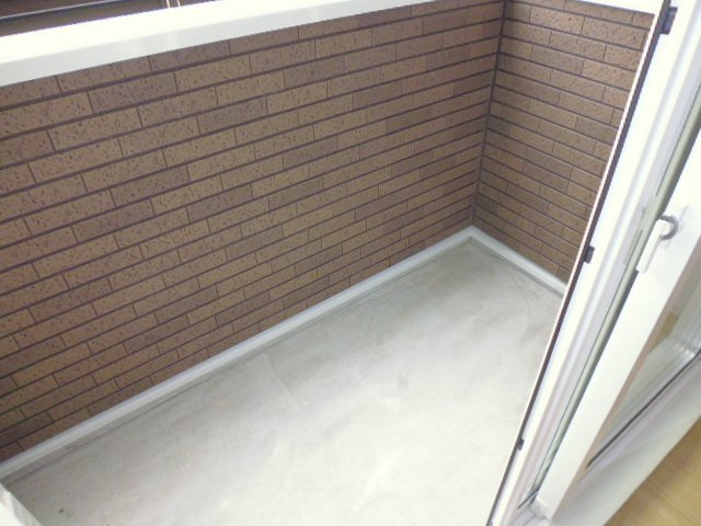 イーストメゾンⅡのバルコニー