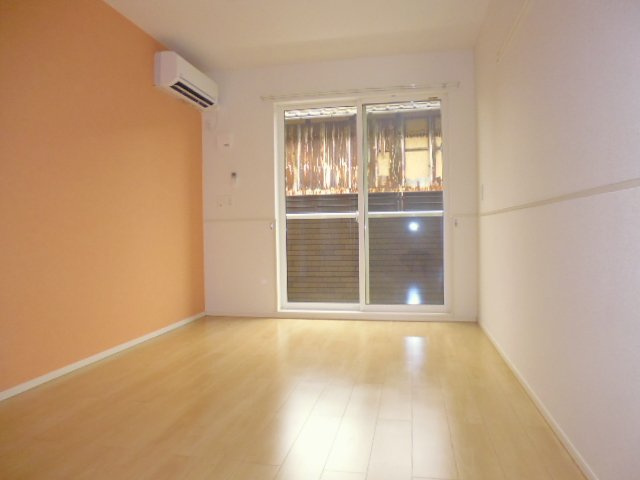 イーストメゾンⅡの居間・リビング|洋室