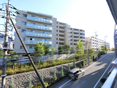 【展望】 | エスペランサ市ヶ尾 | 全面道路の為、陽当り・眺望・風通し良好♪