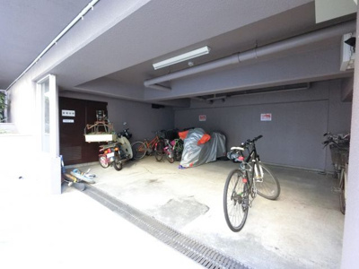 【その他共用部分】 | エスペランサ市ヶ尾 | バイク置場、自転車置場は無料です♪