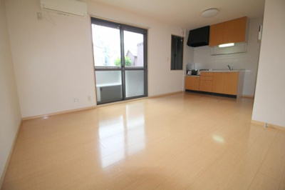 【居間・リビング】 | ウエストリヴァーⅡ | 別室の写真使用