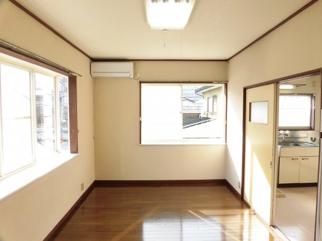 コーポフレンズの居間・リビング