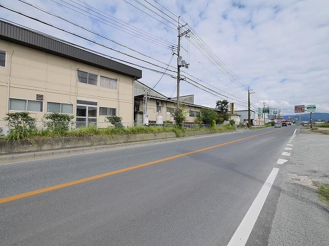 横田町店舗の周辺