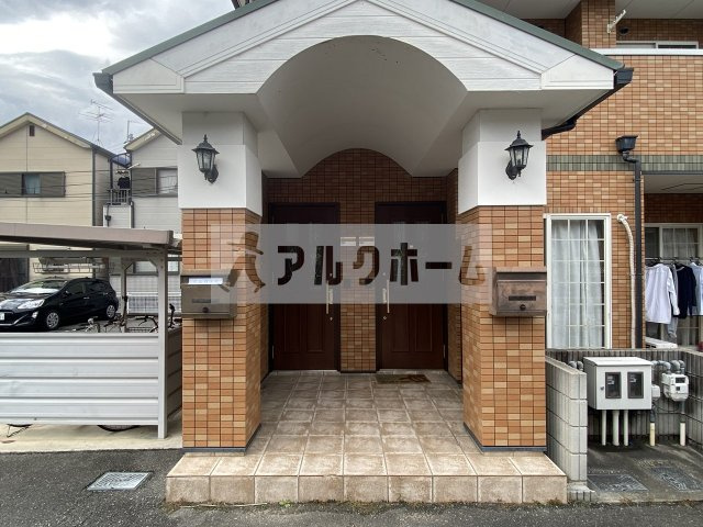 ラフィーネ高美のエントランス