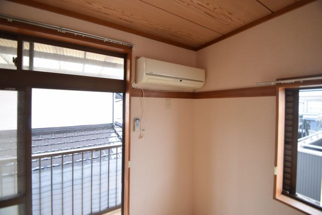 オレンジハイツの設備|エアコンがついています