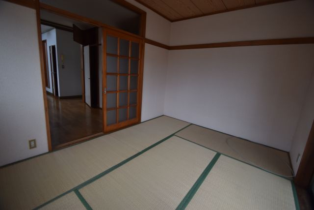 オレンジハイツの子供部屋|和室の別角度からです