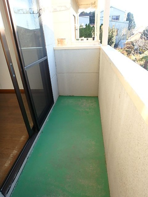 【バルコニー】 | 稲荷ハイツ