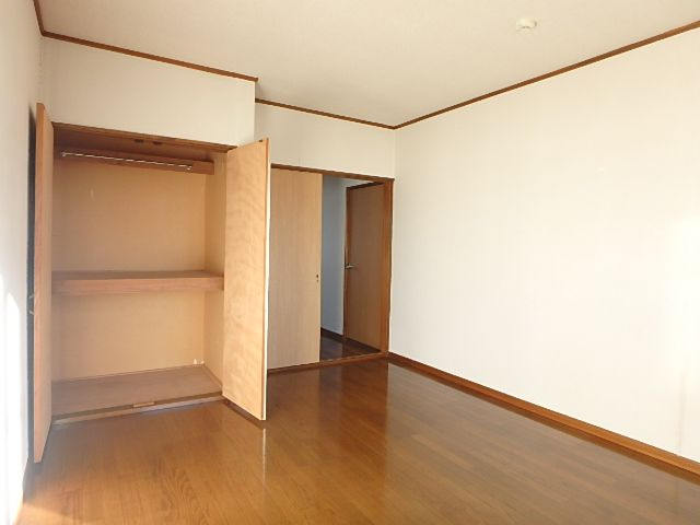 【収納】 | 稲荷ハイツ | ちょっとした収納スペースも充実しています