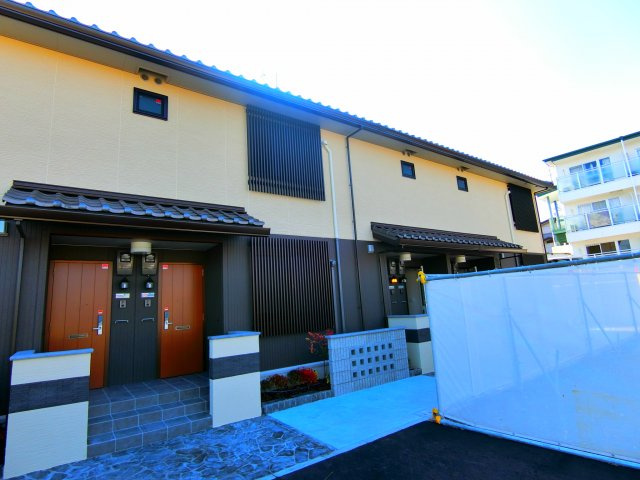 くみの木ヒルズⅠのエントランス