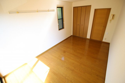 【洋室】 | 清露ハイツ