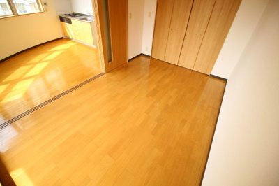 【洋室】 | グランアミィー新長田