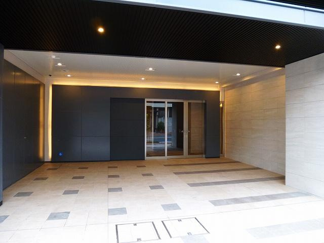 ParkAxis上野・稲荷町の設備|パークアクシス上野・稲荷町のエントランスです