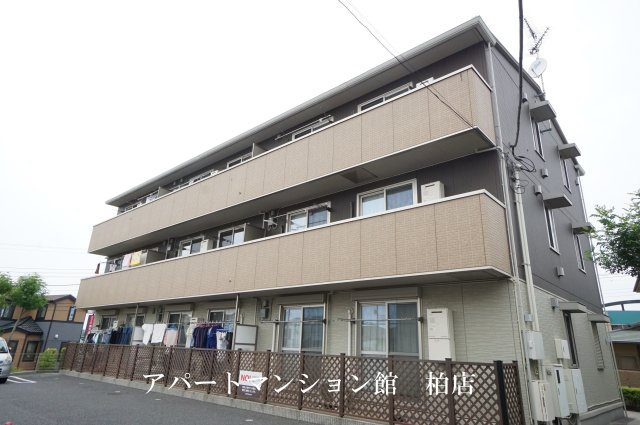オアシスの外観