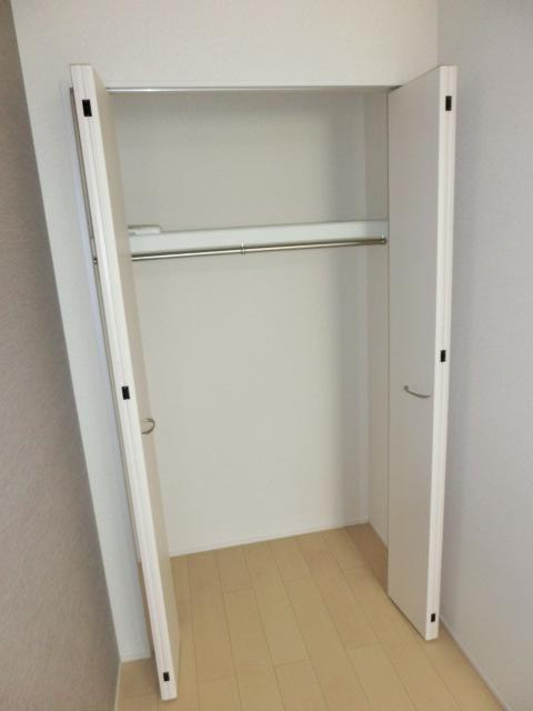 フジパレス新高Ⅱ番館の収納