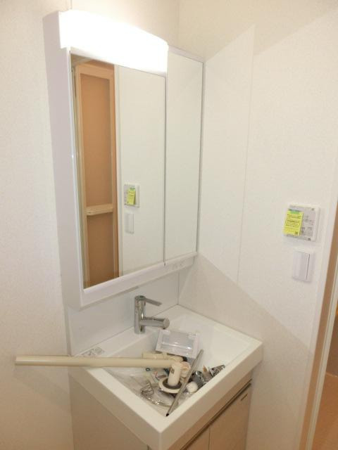 フジパレス新高Ⅱ番館の洗面所