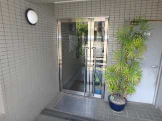 【エントランス】