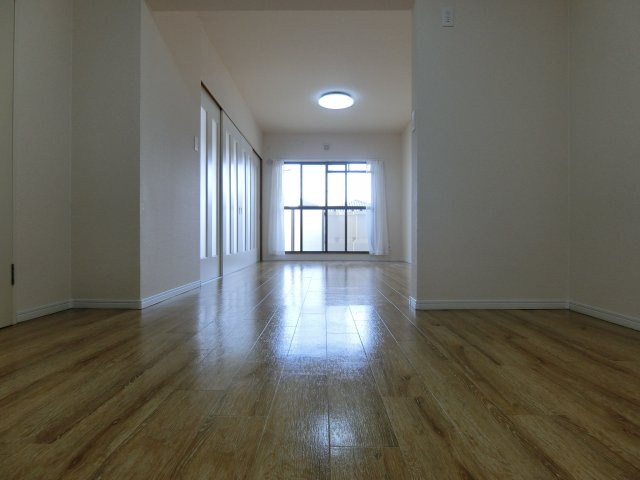 エステートⅤの居間・リビング