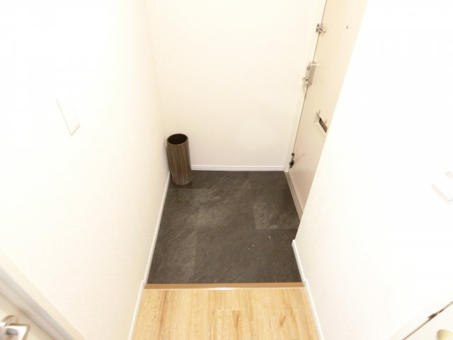 エステートⅤの玄関