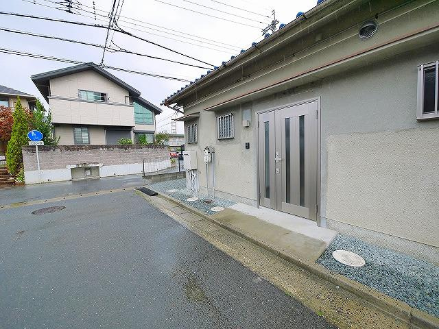 ピノ　179のエントランス