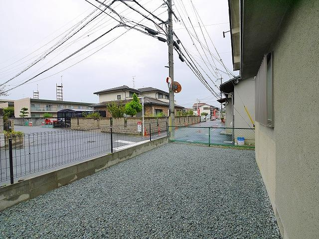 ピノ　179の駐車場