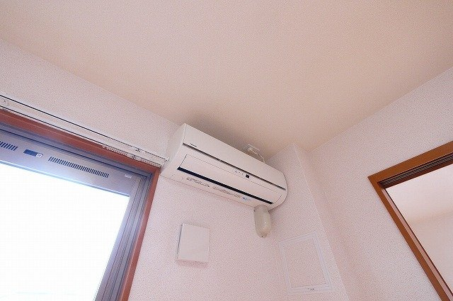 レーベン　ＡＺＵＫＩの設備|嬉しいエアコン完備物件です