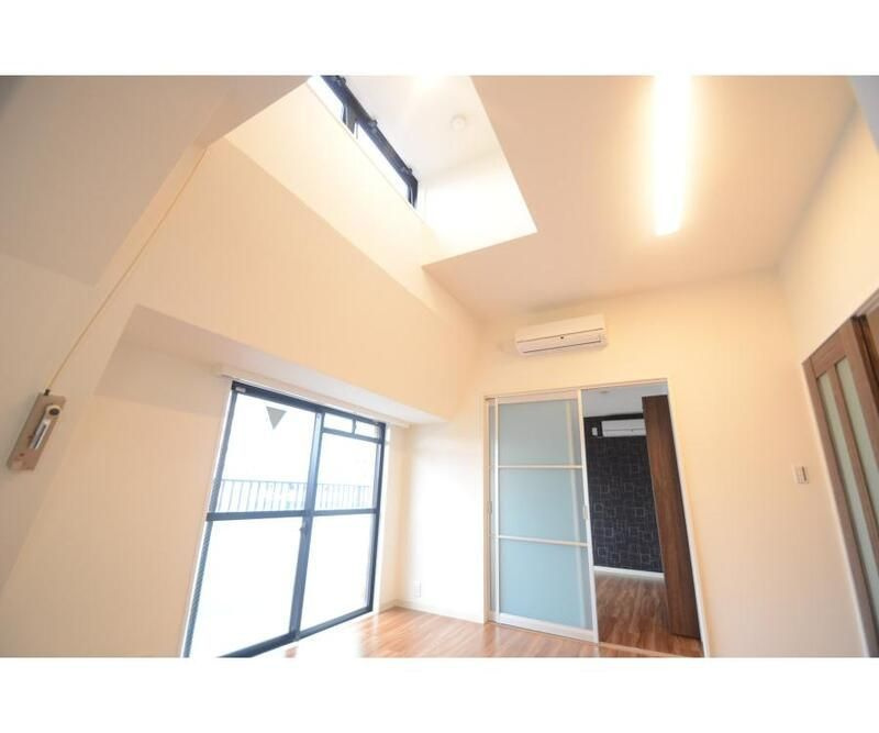 シティアリーナ阿波座西の洋室|現在フルリノベーション中　キッチン新品です