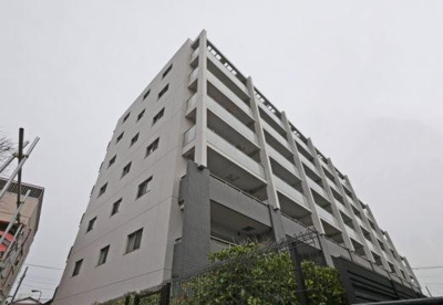 【外観】 | アデニウム鵜の木 | ガーデニング等を楽しめる38.7平米の見晴らしの良いルーフバルコニー付です♪