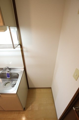 【その他】 | フジパレス初芝駅南Ⅱ番館 | 冷蔵庫スペース