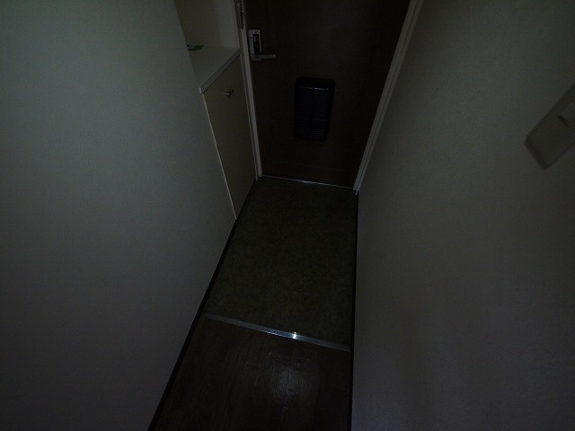 まあぁろ～ビルの玄関