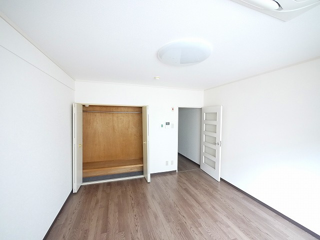 まあぁろ～ビルの寝室