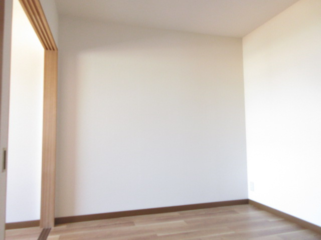 【洋室】 | 朝日メゾネットＢ棟