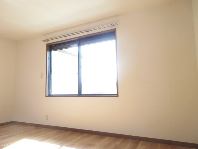 【洋室】 | 朝日メゾネットＢ棟