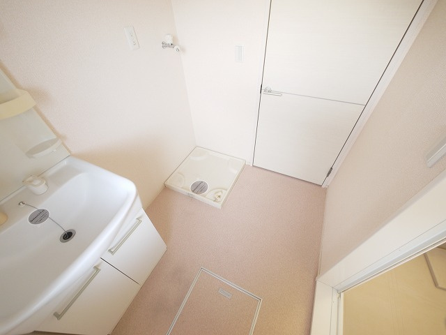 ラ・フロール青垣の洗面所